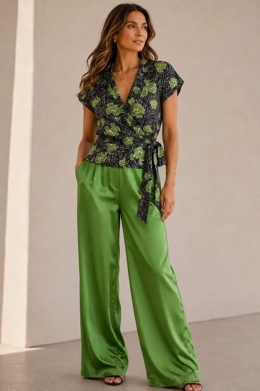 Charter Club 100% Silk Floral Wrap Blouse Green Black Short Sleeve Size 10